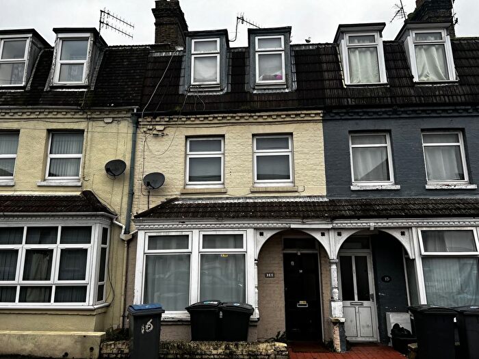4 Bedroom Terraced House For Sale In Beaconsfield Road, Dover, CT16