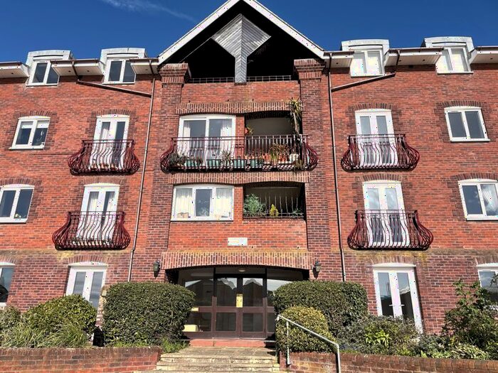 2 Bedroom Flat To Rent In The Quay, Exeter, EX2