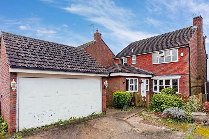 5 Bedroom Detached House For Sale In Norton Green, Stevenage, SG1