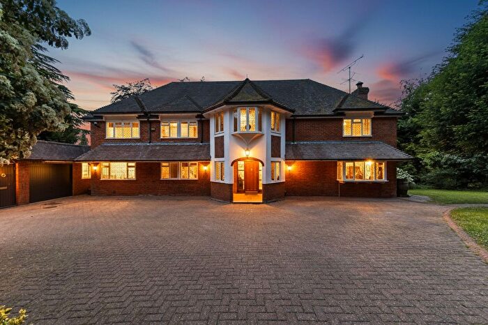 5 Bedroom Detached House For Sale In Spinfield Lane West, Marlow, SL7