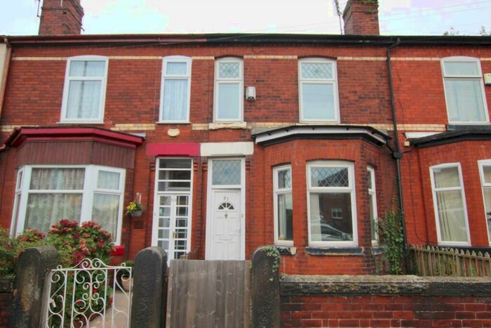 3 Bedroom Terraced House To Rent In Trafford Road, Eccles, M30