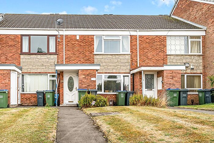 1 Bedroom Flat To Rent In Red Lion Close, Tividale, Oldbury, West Midlands, B69