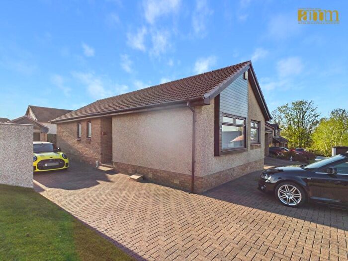 3 Bedroom Detached Bungalow For Sale In Castleview Avenue, Paisley, Renfrewshire, PA2