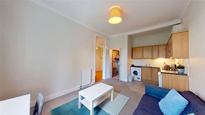 1 Bedroom Flat To Rent In Broughton Road, Broughton, Edinburgh, EH7