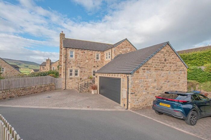 4 Bedroom Detached House For Sale In Hayfield View, Glusburn, BD20