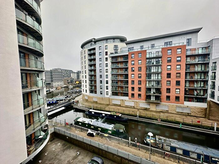 1 Bedroom Apartment To Rent In Armouries Way, Leeds, LS10