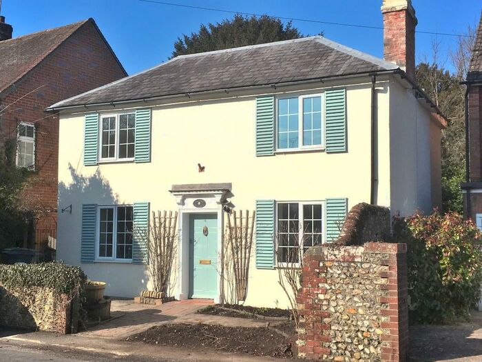 3 Bedroom Detached House To Rent In Links Lane, Rowland's Castle, Hampshire, PO9