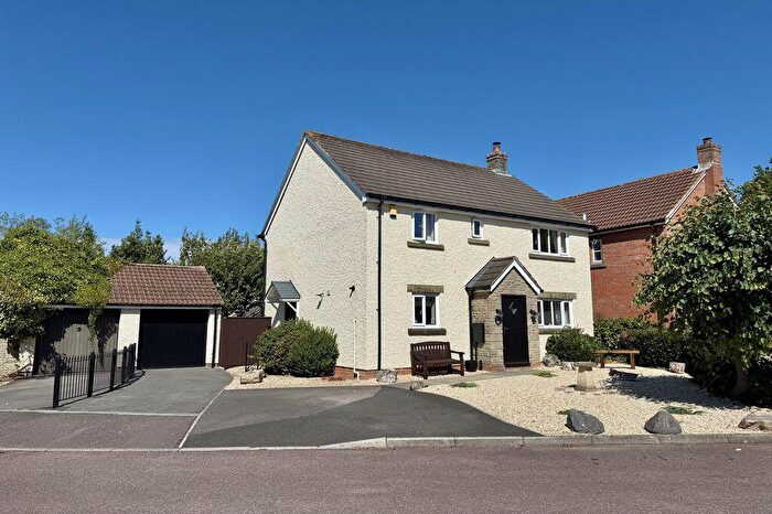 4 Bedroom Detached House For Sale In Blue Water Drive, Elborough - Lovely Village Cul-De-Sac, BS24