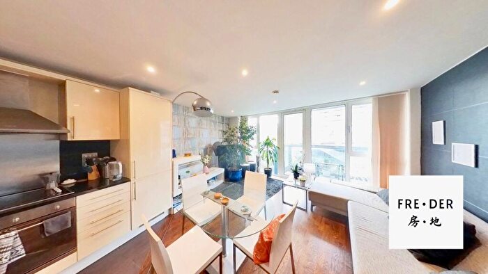 2 Bedroom Apartment To Rent In Drayton Park, Arsenal, N5