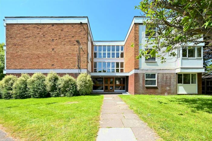 1 Bedroom Flat To Rent In Somerstown, Chichester, PO19