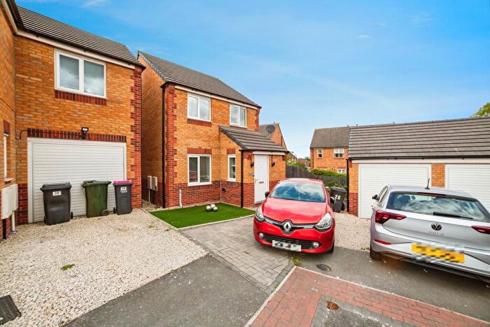 3 Bedroom Detached House For Sale In Myers Avenue, Rotherham, South Yorkshire, S65