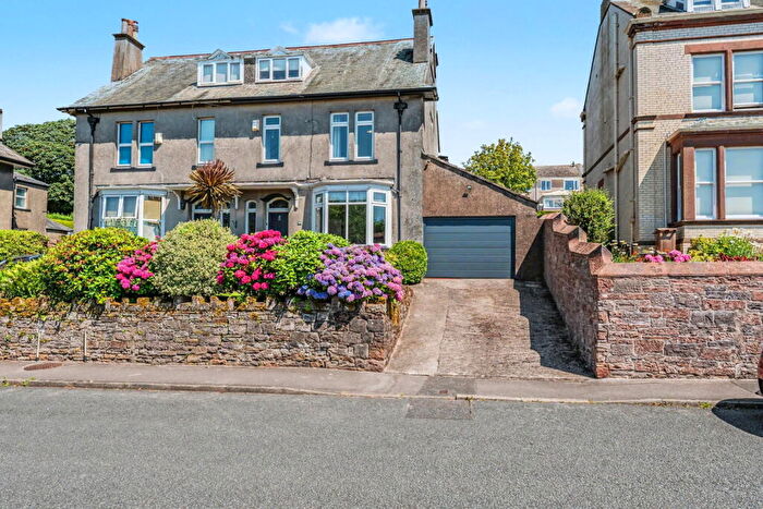 5 Bedroom Semi-Detached House For Sale In Hensingham Road, Whitehaven, CA28