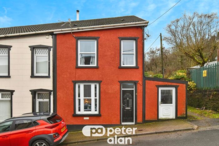 3 Bedroom End Of Terrace House For Sale In Duffryn Street, Aberdare, CF44