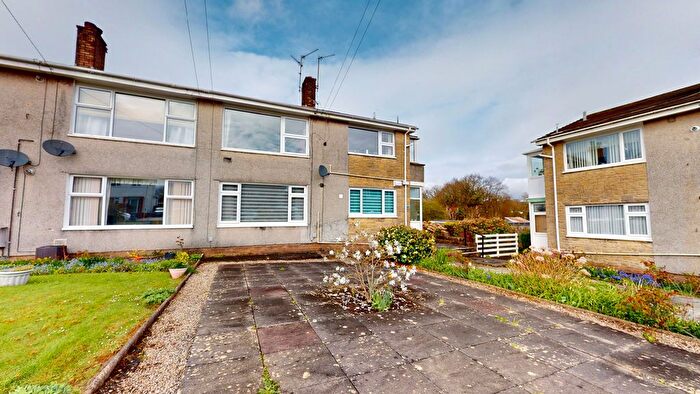 2 Bedroom Maisonette For Sale In Heol Lewis, Rhiwbina, Cardiff, CF14