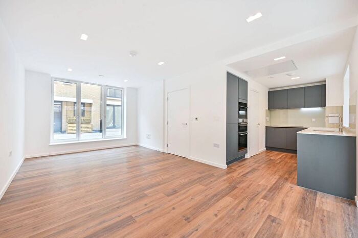 3 Bedroom Terraced House To Rent In Cantle Mews, North Kensington, London, W10