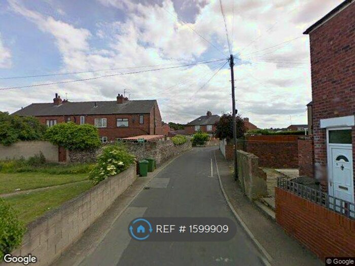 2 Bedroom Flat To Rent In Luxaa Waterfront, Knottingley, WF11