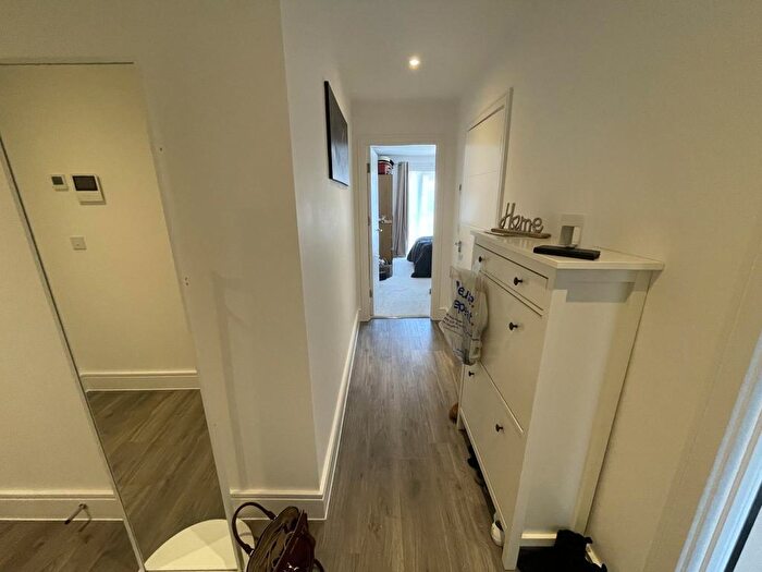 1 Bedroom Apartment To Rent In Thomas Blake Avenue, Southampton, SO14