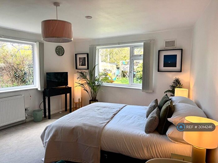 1 Bedroom Flat To Rent In Worthing, Worthing, BN14