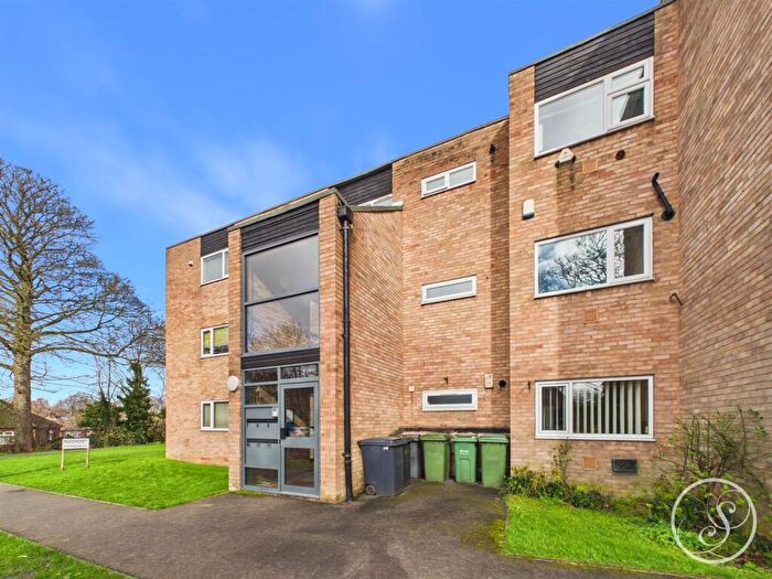 1 Bedroom Apartment For Sale In Wood Close, Chapel Allerton, Leeds, LS7