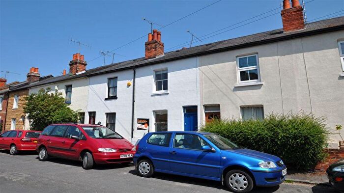 2 Bedroom Terraced House To Rent In Piggotts Road, Caversham, RG4