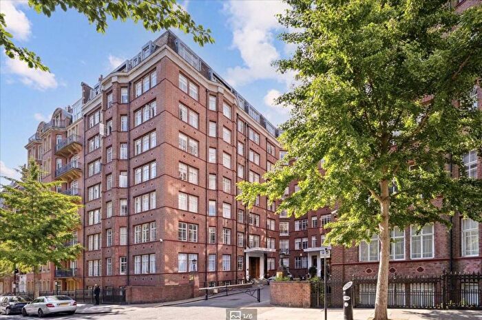 1 Bedroom Flat To Rent In Oakwood Court, London, W14