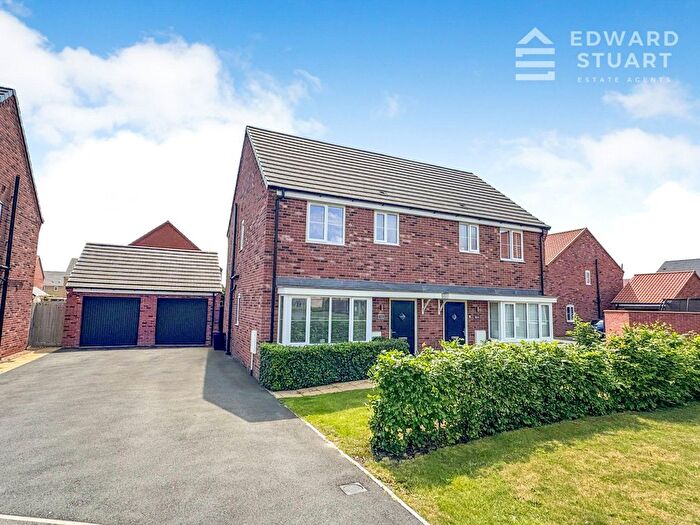 3 Bedroom Semi-Detached House For Sale In Fincham Drive, Crowland, Peterborough, Lincolnshire, PE6