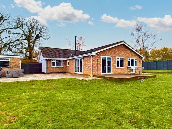 4 Bedroom Detached Bungalow For Sale In Barn Field, Chevington, Bury St. Edmunds, IP29
