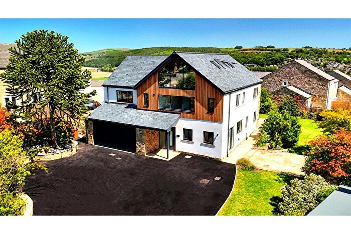 6 Bedroom Detached House For Sale In Stoneacre, Highgate, Park Road, Cross Hills, BD20
