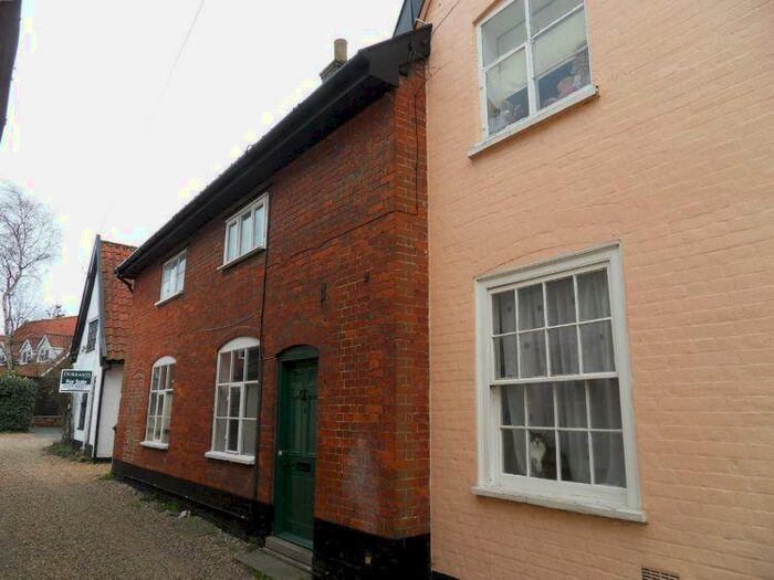 3 Bedroom Terraced House To Rent In Wilsons Square, Harleston, IP20