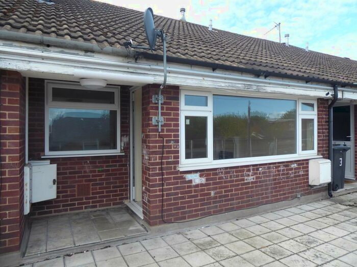 2 Bedroom Flat To Rent In Lynton Parade, Grimsby, DN31