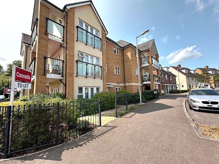 2 Bedroom Flat To Rent In Ronald Eastwood Row, Ashford, TN23