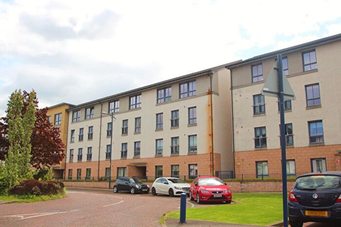 2 Bedroom Flat To Rent In Oatlands Square, Oatlands, G5