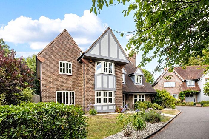 5 Bedroom Detached House For Sale In First Avenue, Worthing, West Sussex, BN14