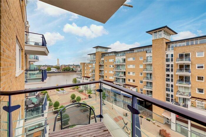 2 Bedroom Flat To Rent In Compass House, Smugglers Way, London, SW18