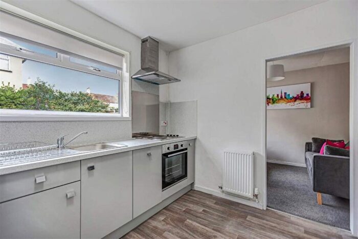 4 Bedroom End Of Terrace House To Rent In Bedroom End Of Terrace House In Greystoke Avenue, Bristol, BS10