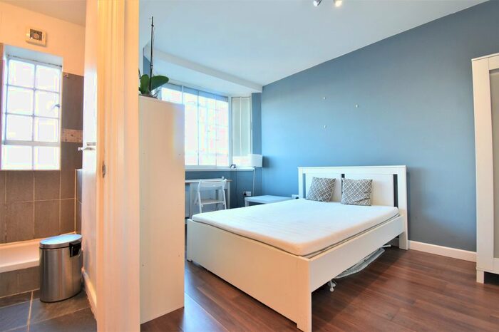 Studio To Rent In Chelsea Cloisters, Sloane Avenue, London, SW3