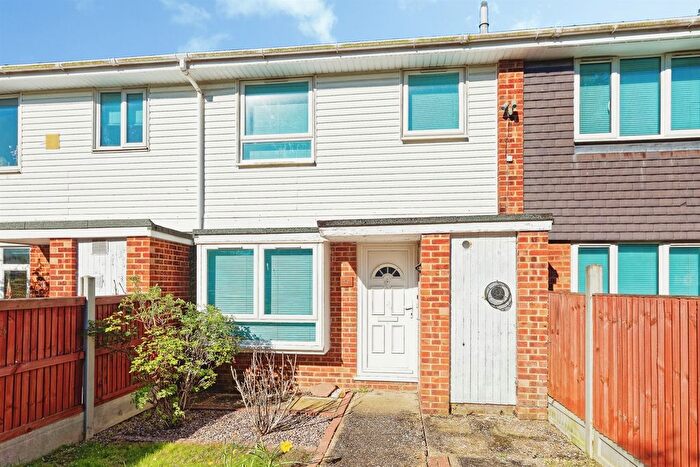 3 Bedroom Terraced House For Sale In Rushmead Close, Canterbury, CT2