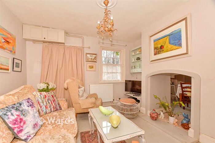 3 Bedroom Terraced House For Sale In Bekesbourne Hill, Bekesbourne, Canterbury, Kent, CT4