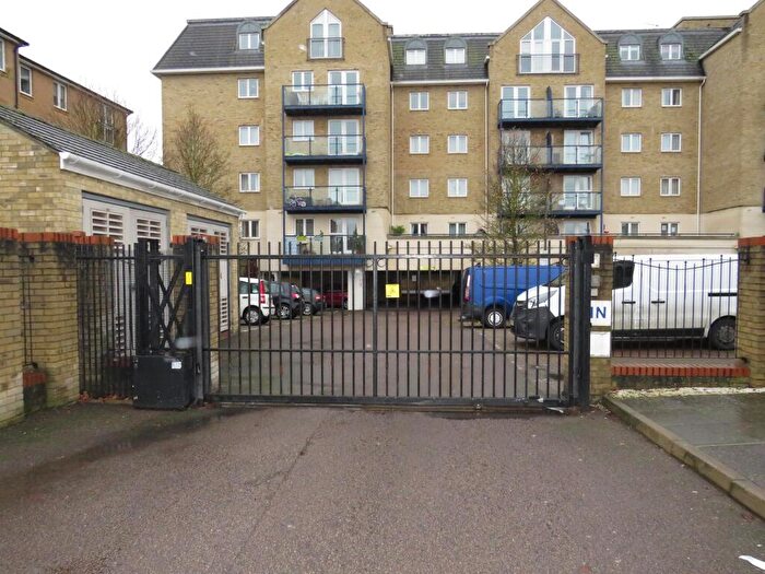 2 Bedroom Apartment To Rent In Taverners Way, Hoddesdon, EN11