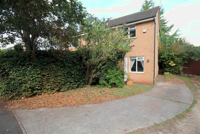 2 Bedroom Detached House To Rent In Five Acre Drive, Frenchay, Bristol, BS16