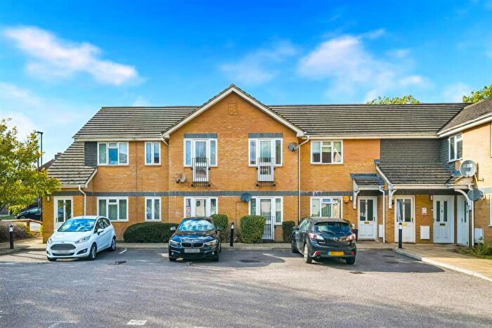 2 Bedroom Flat To Rent In Ridgebrook Road, London, SE3