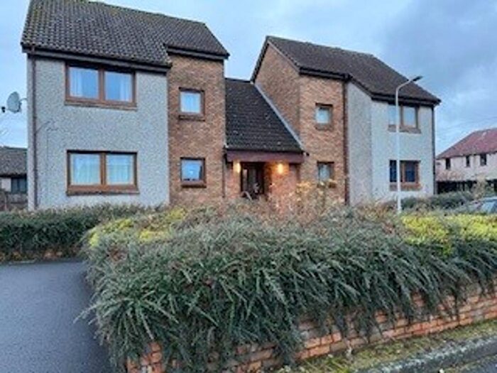 1 Bedroom Flat To Rent In Oswald Court, Kirkcaldy, KY1