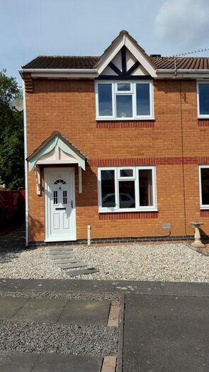 2 Bedroom End Of Terrace House To Rent In Wren Close, Syston, LE7