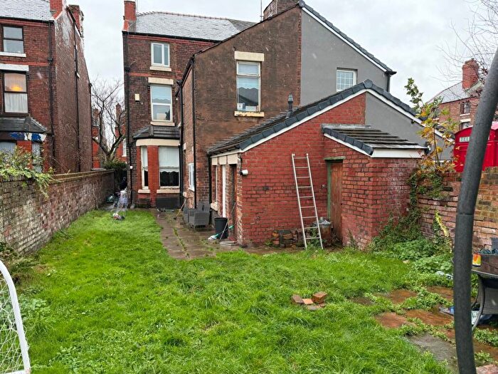 6 Bedroom Semi Detached House For Sale In Oxford Avenue, Bootle, L20