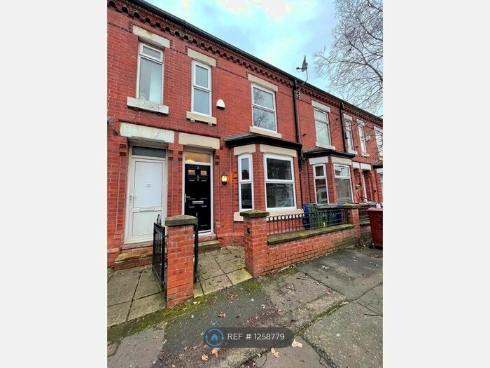 3 Bedroom Terraced House To Rent In Cecil Grove, Manchester, M18