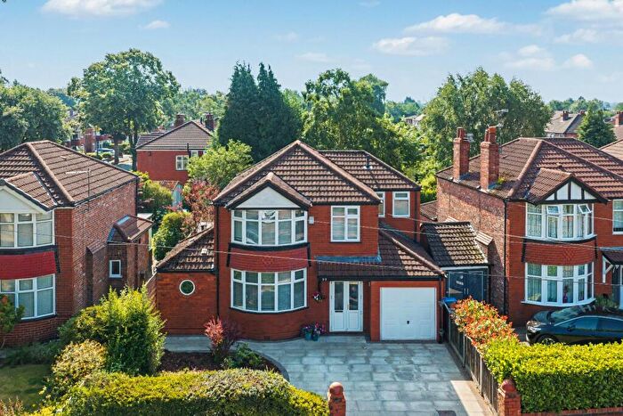 4 Bedroom Detached House For Sale In Walton Road, Sale, M33