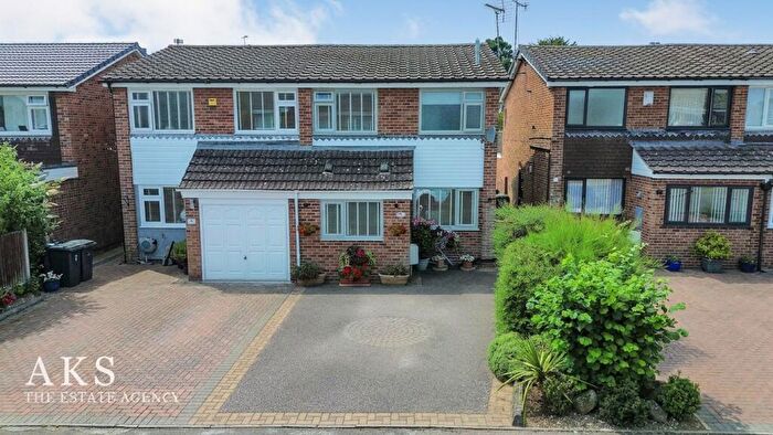 2 Bedroom Semi Detached House For Sale In Church Close, Willington, DE65