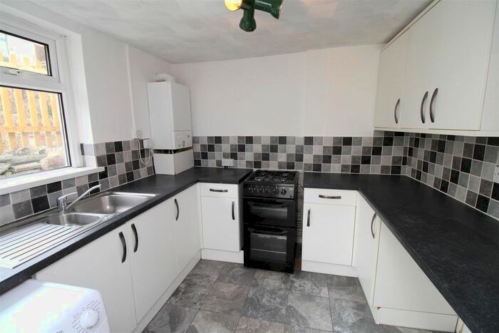 2 Bedroom Property To Rent In Tynybedw Street, Treorchy, CF42