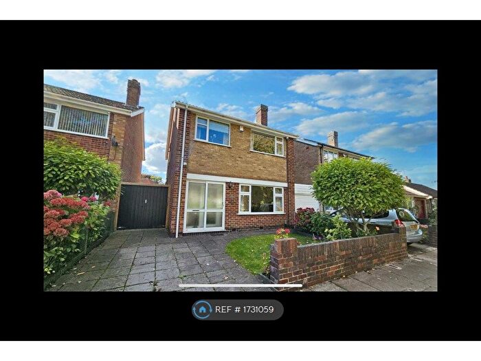 3 Bedroom Detached House To Rent In Gifford Close, Leicester, LE5