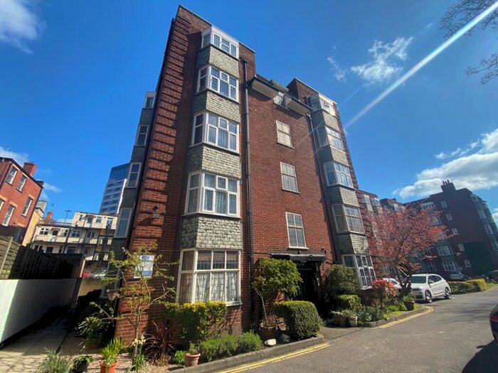 3 Bedroom Flat To Rent In Calthorpe Mansions, Calthorpe Road, Birmingham., B15